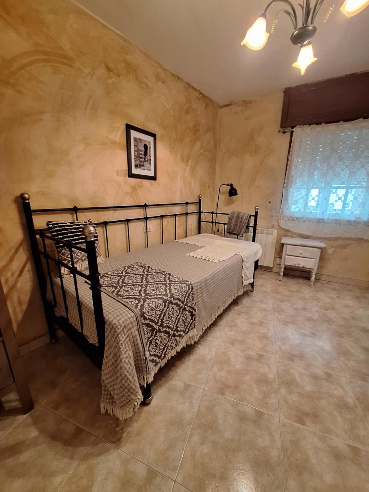 Апартаменты Apartamento En Cimadevila, Ловьос Экстерьер фото